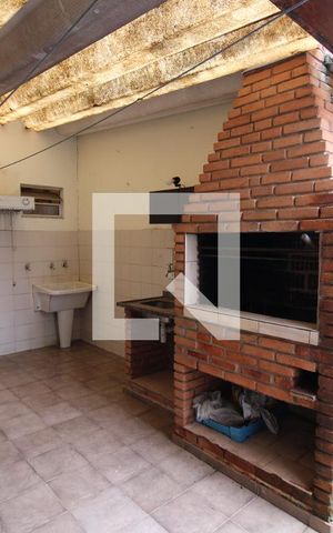 Casa à venda com 210m², 5 quartos e 2 vagasÁrea de Serviço