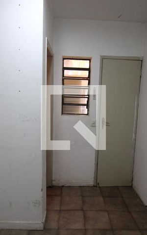 Casa à venda com 210m², 5 quartos e 2 vagasÁrea de Serviço - Quarto
