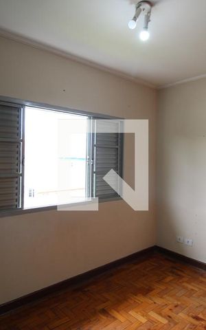 Casa à venda com 210m², 5 quartos e 2 vagasQuarto 4