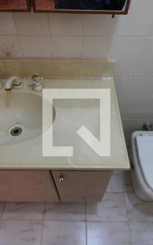 Casa à venda com 210m², 5 quartos e 2 vagasBanheiro 2