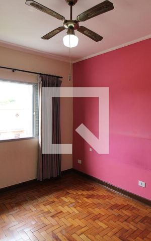 Casa à venda com 210m², 5 quartos e 2 vagasQuarto 2