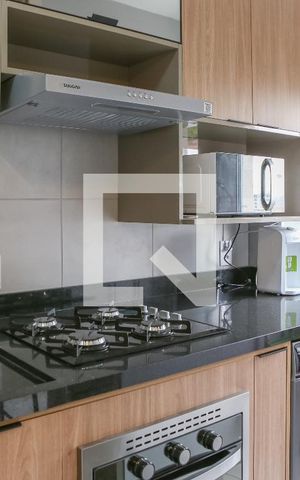 Apartamento à venda com 30m², 1 quarto e sem vaga Apartamento à venda com 30m², 1 quarto e sem vagaCozinha e Área de Serviço