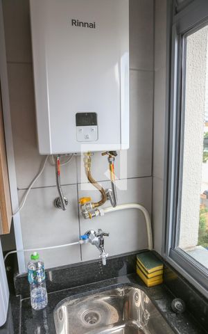 Apartamento à venda com 30m², 1 quarto e sem vaga Apartamento à venda com 30m², 1 quarto e sem vagaCozinha e Área de Serviço