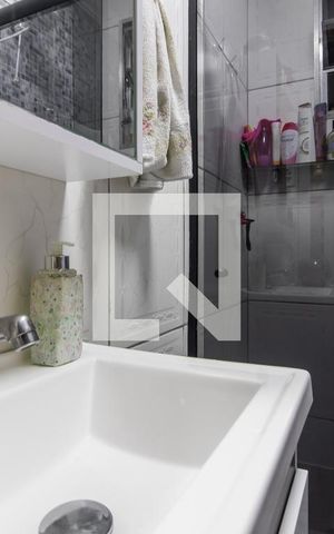 Casa à venda com 180m², 2 quartos e 2 vagas Casa à venda com 180m², 2 quartos e 2 vagasBanheiro 2