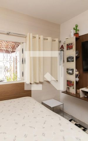 Casa à venda com 180m², 2 quartos e 2 vagas Casa à venda com 180m², 2 quartos e 2 vagasQuarto 1
