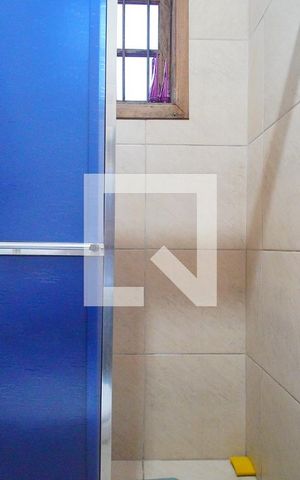 Casa à venda com 150m², 4 quartos e 2 vagas Casa à venda com 150m², 4 quartos e 2 vagasBanheiro da Suíte
