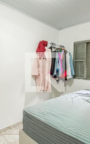 Casa à venda com 120m², 4 quartos e 1 vaga Casa à venda com 120m², 4 quartos e 1 vagaQuarto