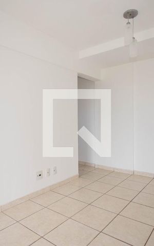 Apartamento para alugar com 65m², 3 quartos e 1 vaga Apartamento para alugar com 65m², 3 quartos e 1 vagaSala