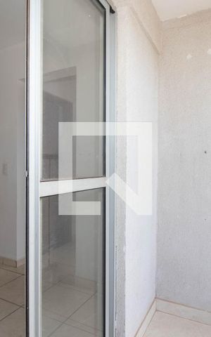 Apartamento para alugar com 65m², 3 quartos e 1 vaga Apartamento para alugar com 65m², 3 quartos e 1 vagaSacada