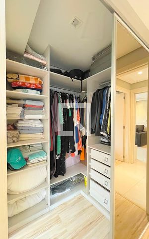 Apartamento à venda com 89m², 2 quartos e 2 vagasSuite - Closet