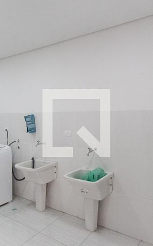 Studio para alugar com 44m², 1 quarto e sem vaga Studio para alugar com 44m², 1 quarto e sem vagaÁrea comum - Lavanderia