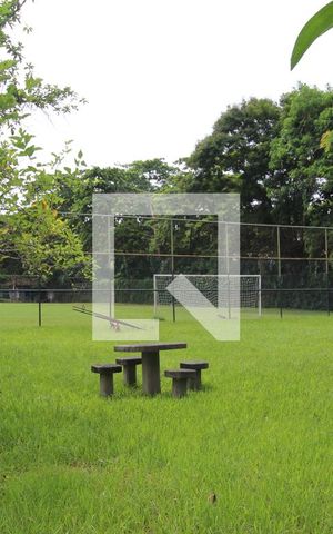 Apartamento para alugar com 40m², 1 quarto e 1 vagaÁrea comum em frente aos blocos- Praça e quadra