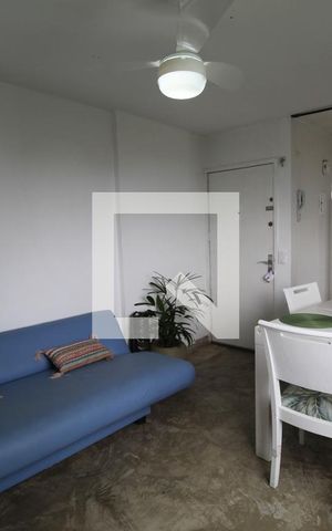 Apartamento para alugar com 40m², 1 quarto e 1 vagaSala