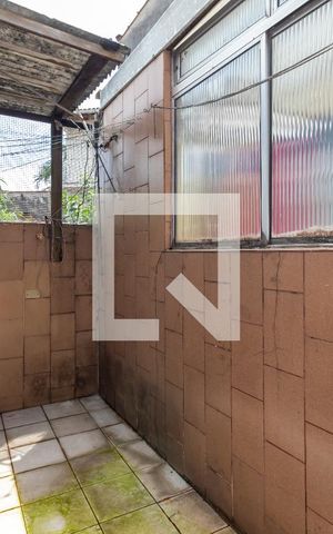 Casa à venda com 110m², 3 quartos e sem vagaÁrea de Serviço