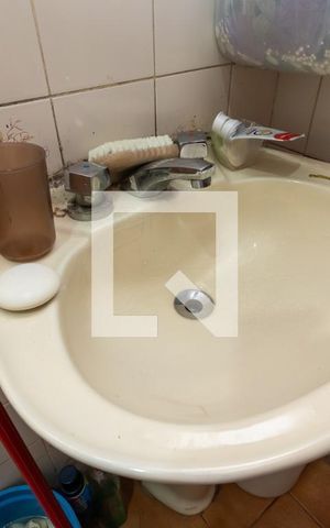 Casa à venda com 110m², 3 quartos e sem vagaBanheiro 2