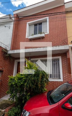 Casa à venda com 110m², 3 quartos e sem vagaFachada
