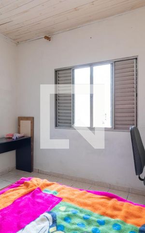 Casa à venda com 110m², 3 quartos e sem vagaQuarto 2