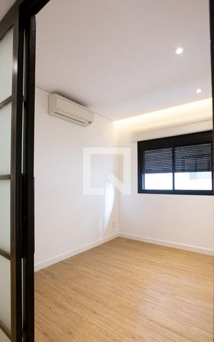 Apartamento para alugar com 190m², 3 quartos e 3 vagas Apartamento para alugar com 190m², 3 quartos e 3 vagasQuarto