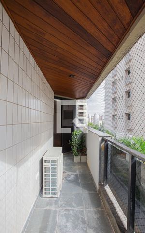 Apartamento para alugar com 190m², 3 quartos e 3 vagas Apartamento para alugar com 190m², 3 quartos e 3 vagasSacada