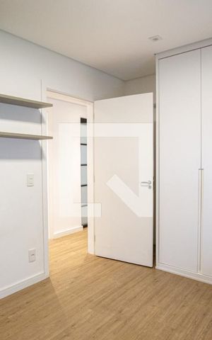 Apartamento para alugar com 190m², 3 quartos e 3 vagas Apartamento para alugar com 190m², 3 quartos e 3 vagasQuarto