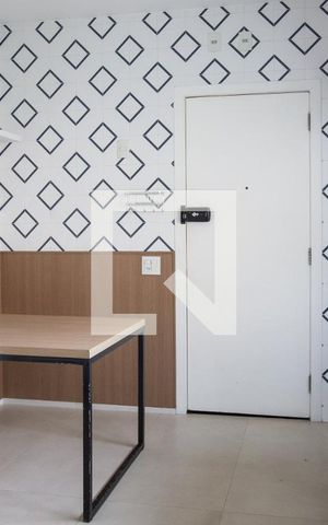 Apartamento para alugar com 190m², 3 quartos e 3 vagas Apartamento para alugar com 190m², 3 quartos e 3 vagasCozinha