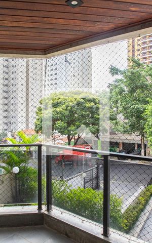 Apartamento para alugar com 190m², 3 quartos e 3 vagas Apartamento para alugar com 190m², 3 quartos e 3 vagasSacada