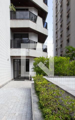 Apartamento para alugar com 190m², 3 quartos e 3 vagas Apartamento para alugar com 190m², 3 quartos e 3 vagasÁrea comum