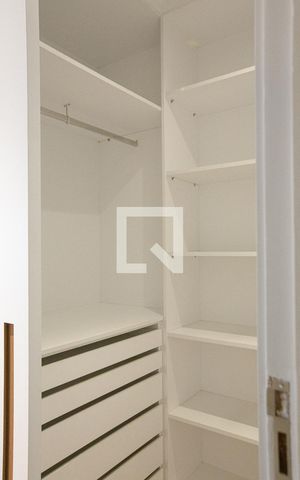 Apartamento para alugar com 190m², 3 quartos e 3 vagas Apartamento para alugar com 190m², 3 quartos e 3 vagasBanheiro