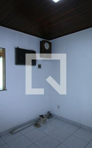 Casa para alugar com 135m², 4 quartos e 6 vagasSala de estar