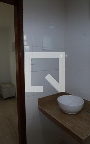 Casa para alugar com 135m², 4 quartos e 6 vagasBanheiro da Suíte 3