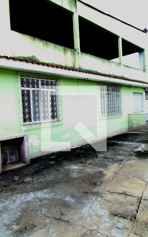 Casa para alugar com 135m², 4 quartos e 6 vagasÁrea comum - Quintal e Garagem