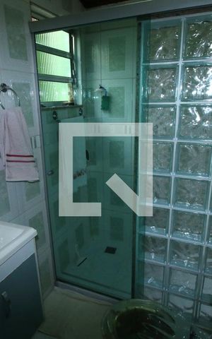 Casa para alugar com 135m², 4 quartos e 6 vagasBanheiro Social