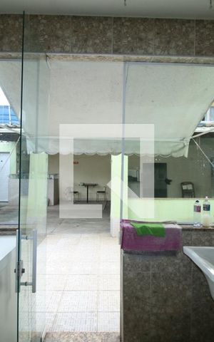 Casa para alugar com 135m², 4 quartos e 6 vagasÁrea de Serviço 1