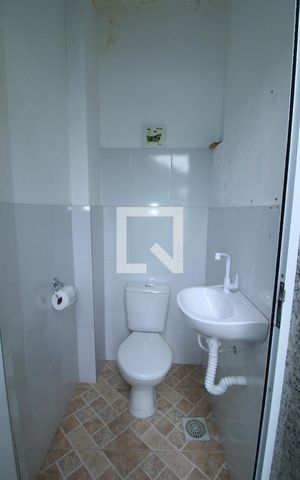 Casa para alugar com 135m², 4 quartos e 6 vagasBanheiro de serviço