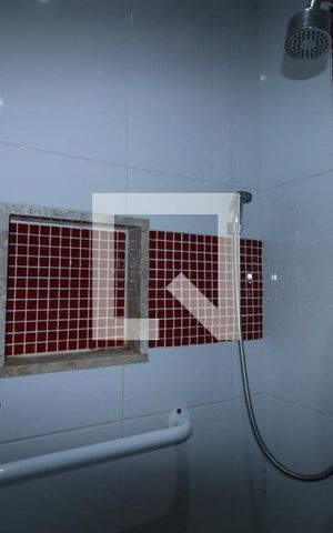 Casa para alugar com 135m², 4 quartos e 6 vagasBanheiro da Suíte 2