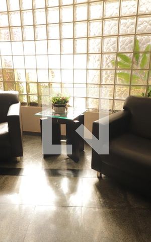 Apartamento para alugar com 141m², 4 quartos e 2 vagas Apartamento para alugar com 141m², 4 quartos e 2 vagasHall de entrada