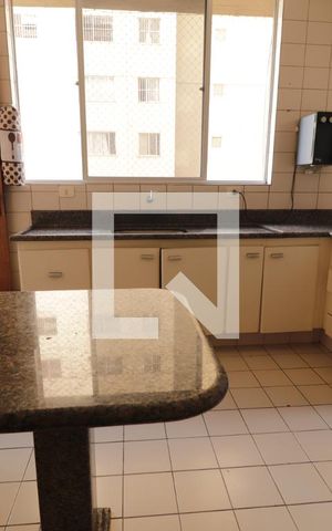 Apartamento para alugar com 141m², 4 quartos e 2 vagas Apartamento para alugar com 141m², 4 quartos e 2 vagasCozinha