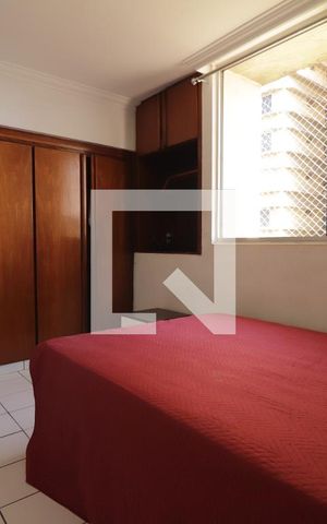 Apartamento para alugar com 141m², 4 quartos e 2 vagas Apartamento para alugar com 141m², 4 quartos e 2 vagasQuarto 2