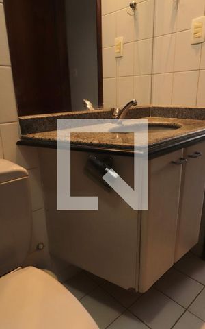 Apartamento para alugar com 141m², 4 quartos e 2 vagas Apartamento para alugar com 141m², 4 quartos e 2 vagasBanheiro Social