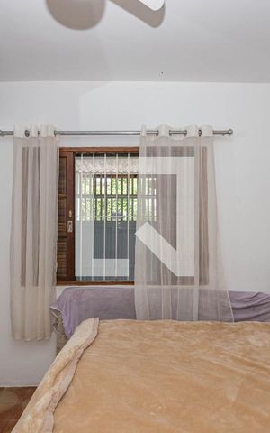 Casa à venda com 45m², 2 quartos e 2 vagas Casa à venda com 45m², 2 quartos e 2 vagasQuarto 1