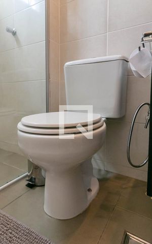 Apartamento à venda com 195m², 4 quartos e 3 vagas Apartamento à venda com 195m², 4 quartos e 3 vagasBanheiro do Quarto 1