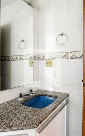 Apartamento para alugar com 115m², 3 quartos e 1 vaga Apartamento para alugar com 115m², 3 quartos e 1 vagaBanheiro