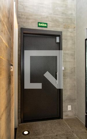 Apartamento à venda com 38m², 1 quarto e sem vaga Apartamento à venda com 38m², 1 quarto e sem vagaÁrea comum - Conveniência com freezer