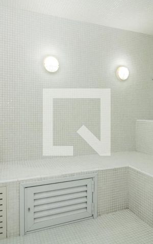 Apartamento à venda com 38m², 1 quarto e sem vaga Apartamento à venda com 38m², 1 quarto e sem vagaÁrea comum - Sauna