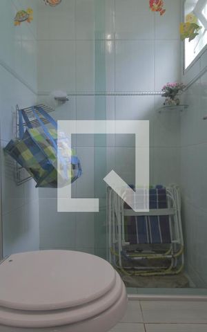 Casa para alugar com 83m², 3 quartos e 2 vagasBanheiro 1
