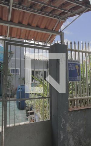 Casa para alugar com 83m², 3 quartos e 2 vagasFachada