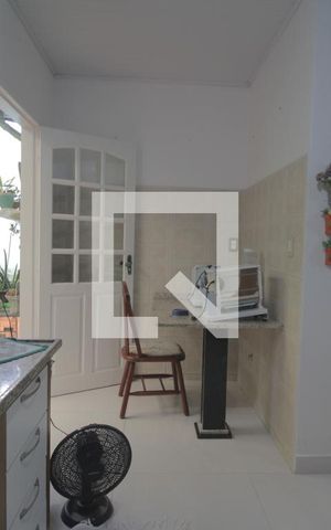 Casa para alugar com 83m², 3 quartos e 2 vagasCozinha
