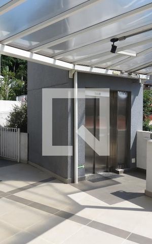 Apartamento à venda com 56m², 2 quartos e 1 vagaEntrada Portaria