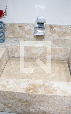 Apartamento à venda com 43m², 2 quartos e 1 vagaBanheiro