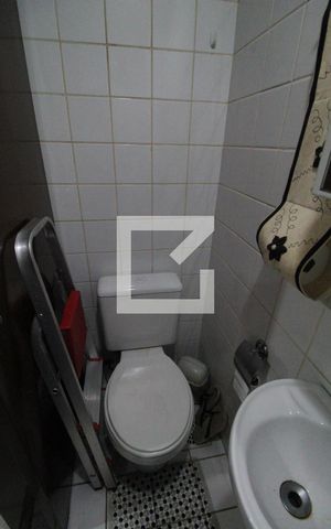 Apartamento à venda com 95m², 3 quartos e 1 vaga Apartamento à venda com 95m², 3 quartos e 1 vagaBanheiro de serviço